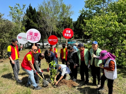 Giving back to nature: Tasa Meng marks Arbor Day with tree-planting ceremony